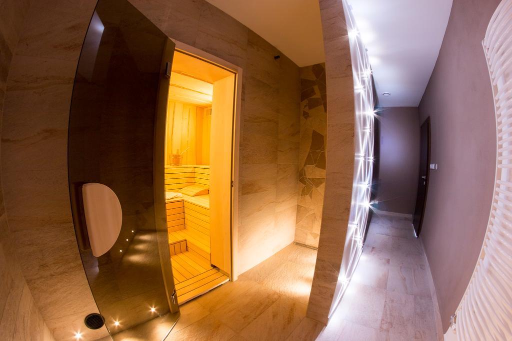 Penzion Tri Koruny Spisska Stara Ves Exterior photo