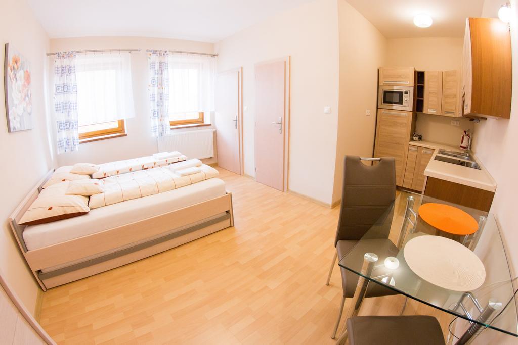 Penzion Tri Koruny Spisska Stara Ves Exterior photo
